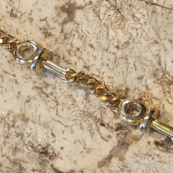 Rodo Black Italian Leather Gold Chain Crossbody Handbag - Picture 4 of 13